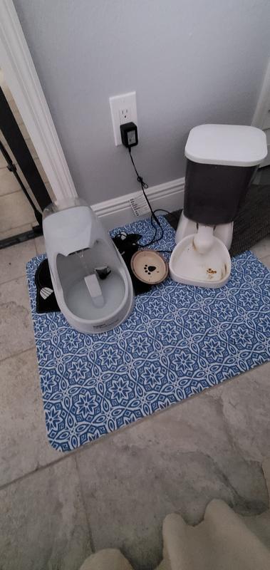 I used the mat at feeding station