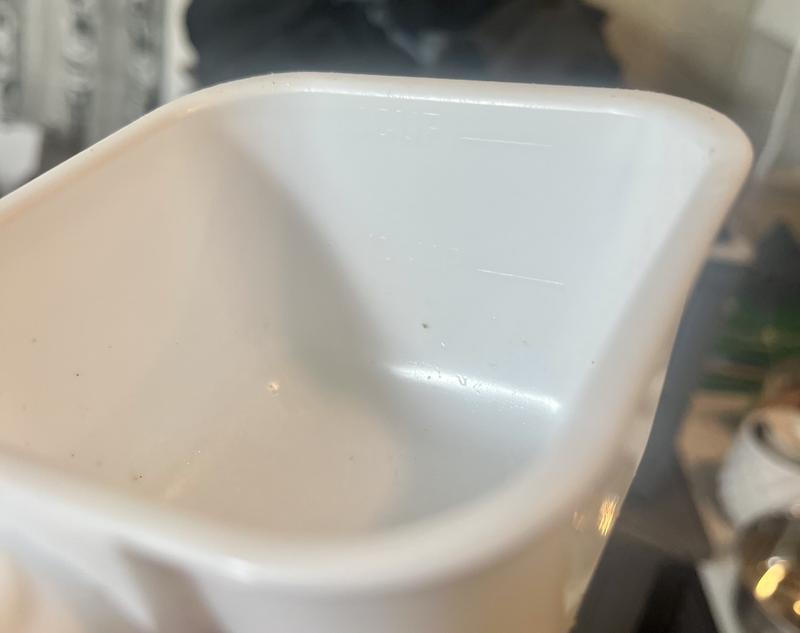 1/2 cup and 1 cup marker lines
