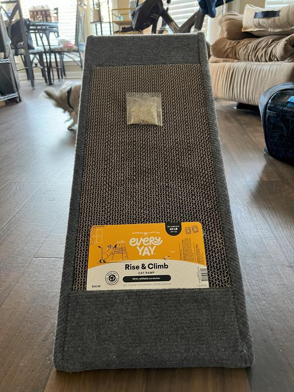 scratching ramp
