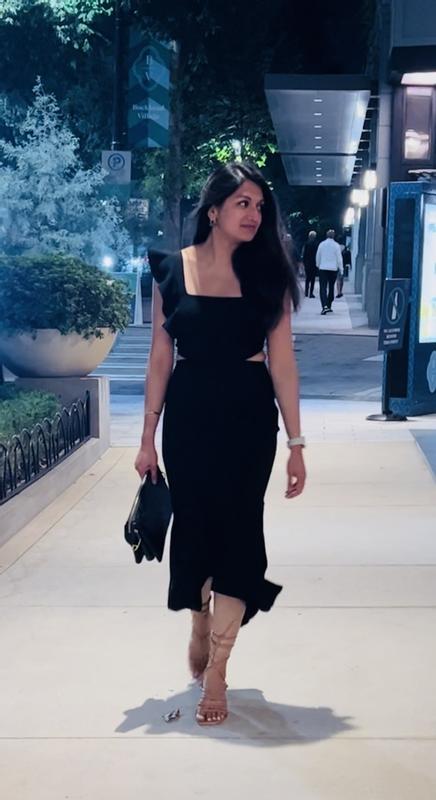 yvonne hi lo midi dress Petal - @s2downing is an absolute STUNNER in our Yvonne Dress  Shop $59 &  UNDER wedding guest dresses now!  Click to shop >  https://petalandpup.com.au/products/yvonne-hi-lo-midi-dress-emerald