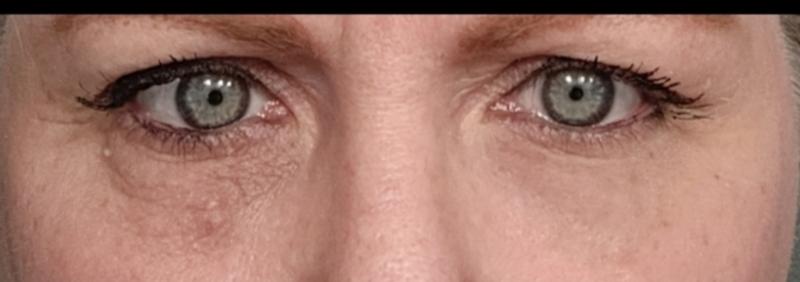 Customer carousel item 1.