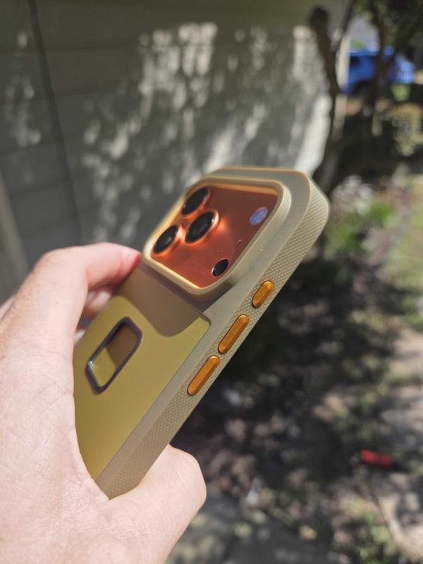 Everyday Case for iPhone 15 | Peak Design Official Site