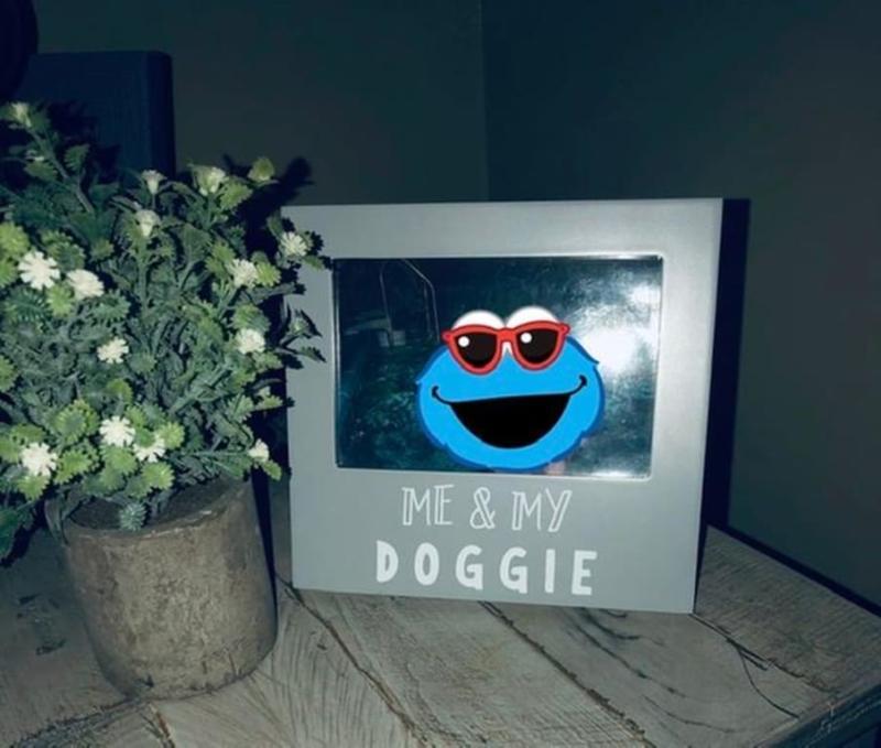 Such a cute and unique frame.