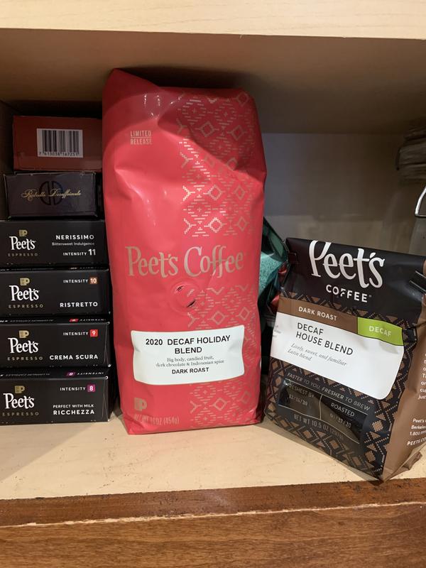 Experience the Perfect Cup with Peet's Coffee Sampler Pack: Indulge in the  Rich Flavors of Dark & Medium Roast Espresso Capsules, Compatible with  Nespresso Original Machines - 40 Pods in 4 Boxes. 