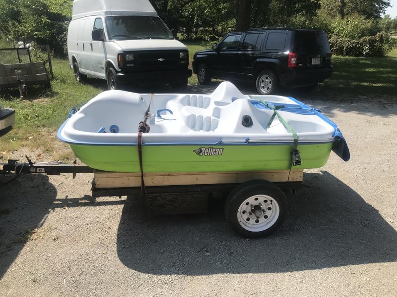 PELICAN, Monaco DLX Pedal Boat with Canopy