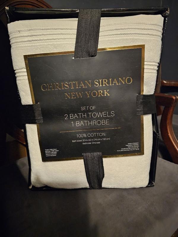 Christian Siriano Bath Towel & Robe Set in Gift Box