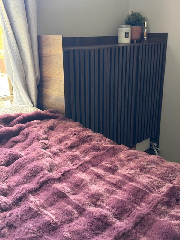 Customer carousel item 11.