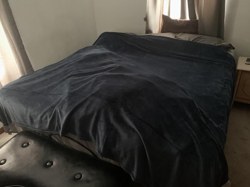 It’s fits a king size bed