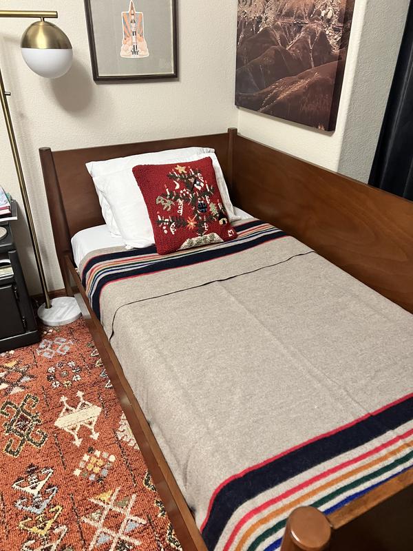 Shop the Cozy Yellowstone National Park Blanket | Pendleton Shop the Cozy Yellowstone National Park Blanket | Pendleton