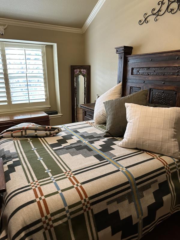 Shop Cozy Wool Seven Springs Blanket Now | Pendleton