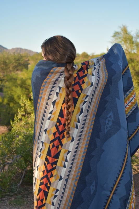 Shop Luxurious Cascadia Blanket: Cozy Comfort | Pendleton