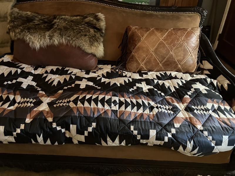 Pendleton good packable throw