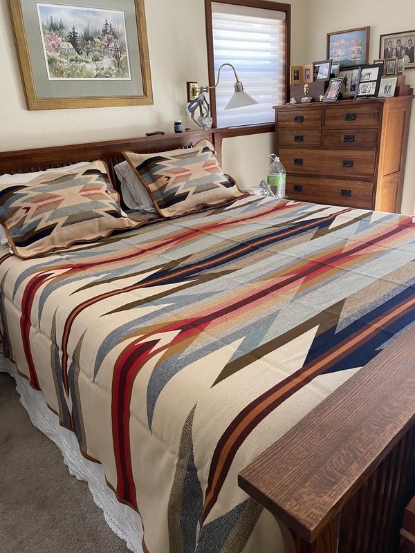 Wyeth trail best sale coverlet set