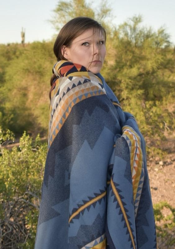 Shop Luxurious Cascadia Blanket: Cozy Comfort | Pendleton