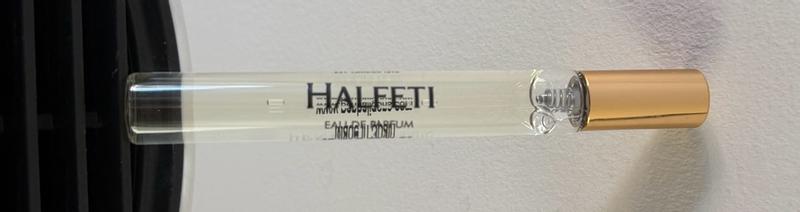 Customer carousel item 4.