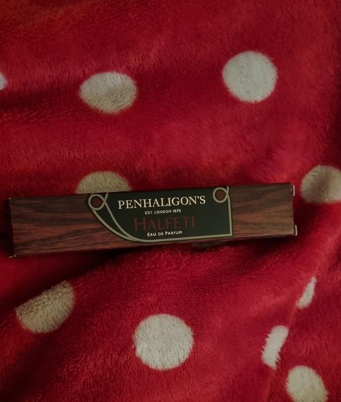 Customer photo for "Love the fragrance"