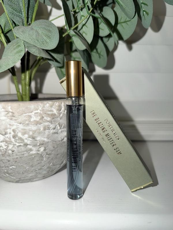 Customer photo for "An intense masculine smell."