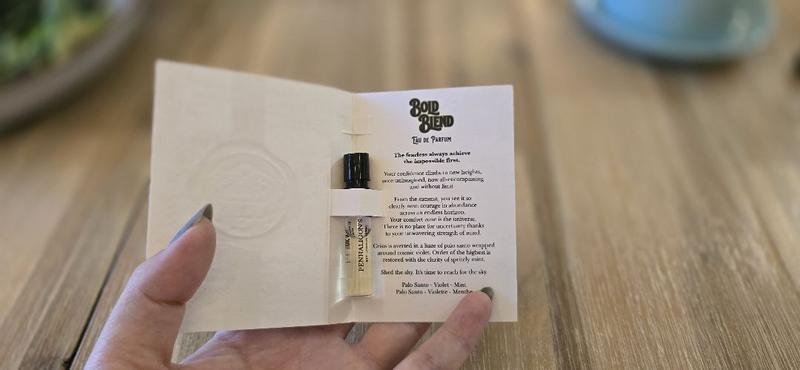 Review Thumbnail Image 0 1216042386