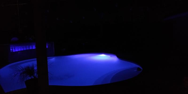 IntelliBrite® 5G LED Color-Changing Pool Lights | Pentair