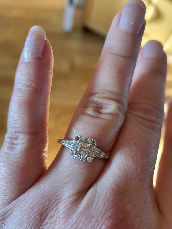 Enchanted tinkerbell hot sale engagement ring