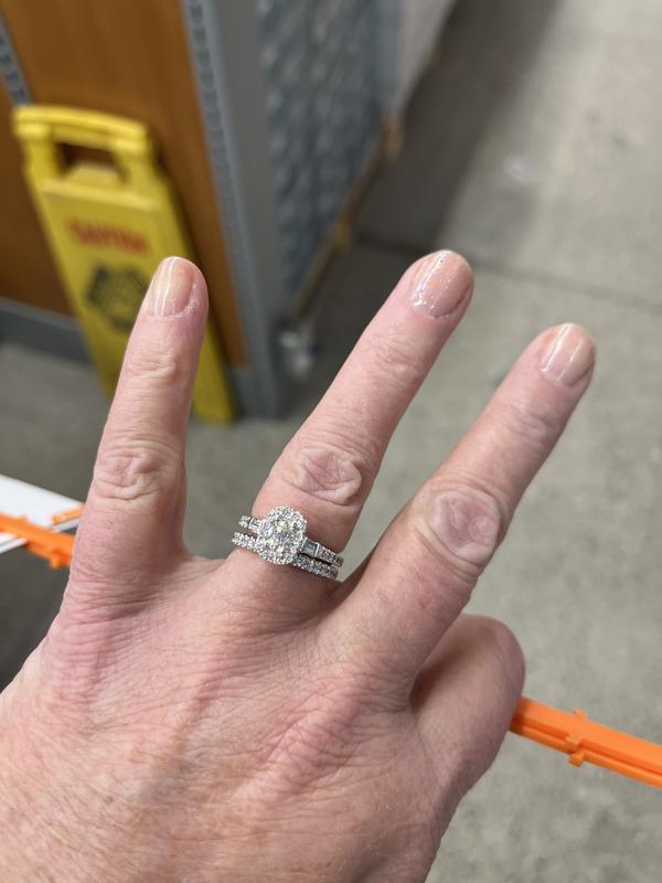 Vera Wang Love Collection 0.95 CT. T.W. Certified Oval Diamond Frame Engagement Ring in 14K White Gold I SI2 Peoples Jewellers