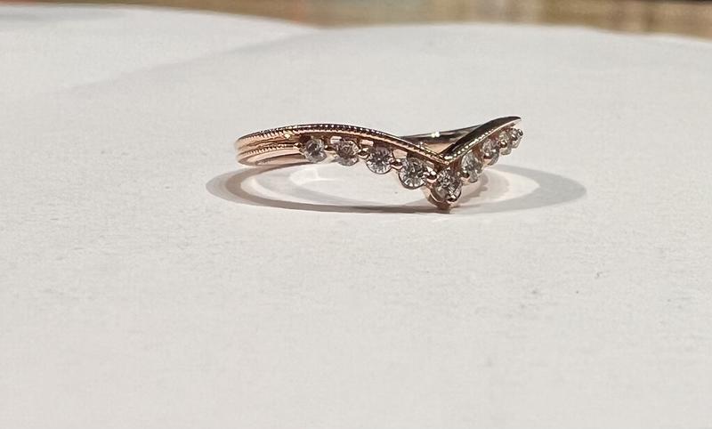 0.145 CT. T.W. Diamond Vintage-Style Contour Anniversary