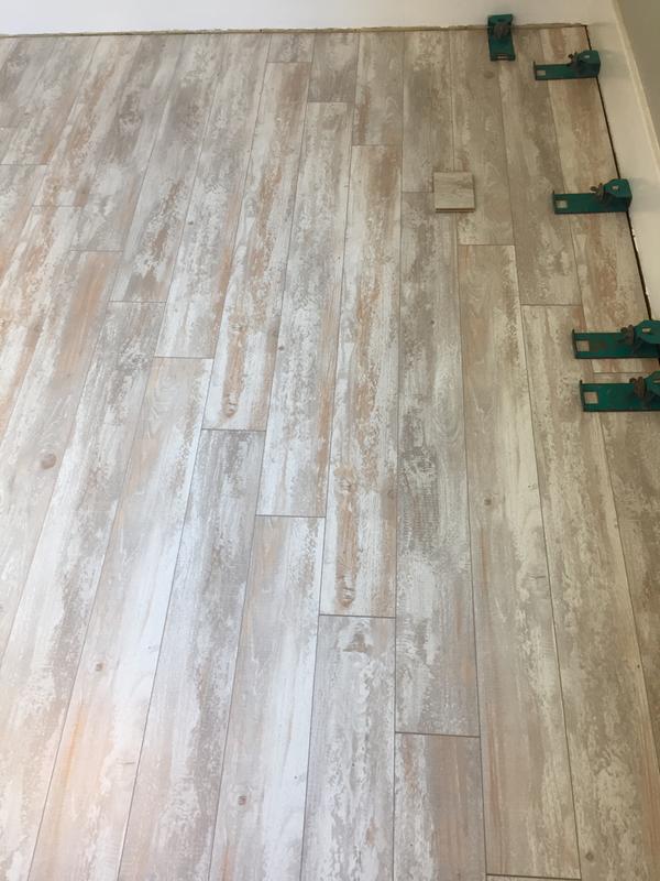 Coastal Pine Pergo Xp Laminate Flooring Pergo Flooring