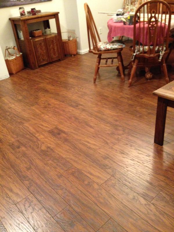Highland Hickory PERGO XPÃ‚Â® Laminate Flooring | PERGOÃ‚Â® Flooring - Dining Area Finished