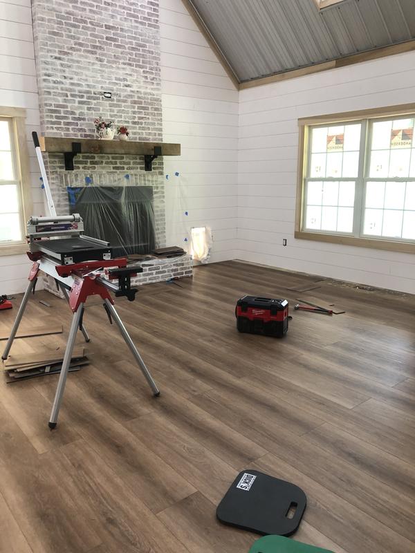 Extreme Originals Resilient / Vinyl Tavira - Pergo Flooring