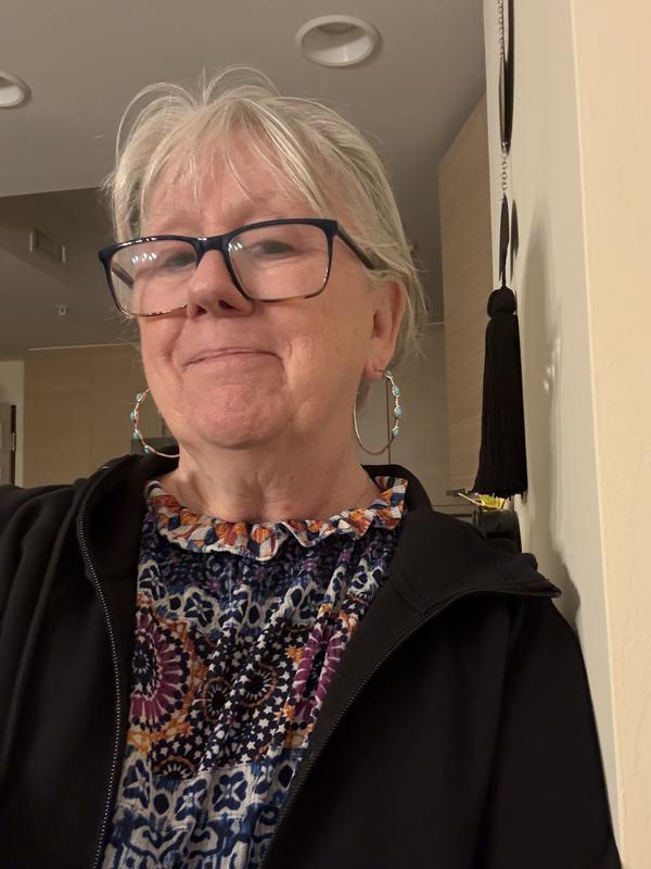 Customer carousel item 1.