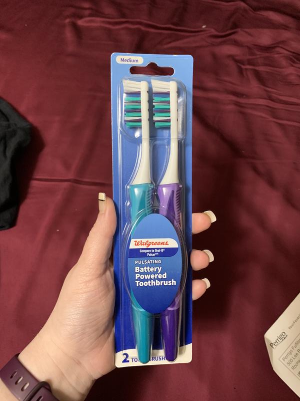 Walgreens Clean+® SmartGrip Medium Bristles Full Head Toothbrushes