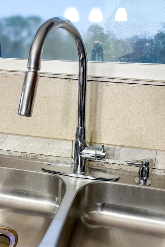 Polished Chrome Ashbourne F-529-7ABNCC 1-Handle Culinary Pull-Down