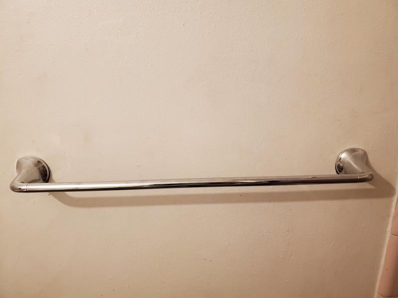 Ladera 24 in. Towel Bar in Polished Chrome