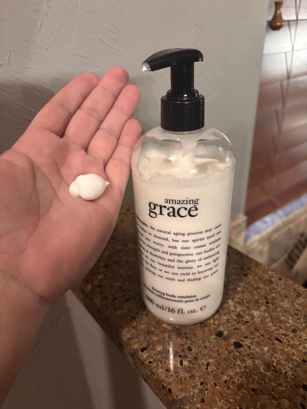 Customer photo for "Shiny and hydrating"