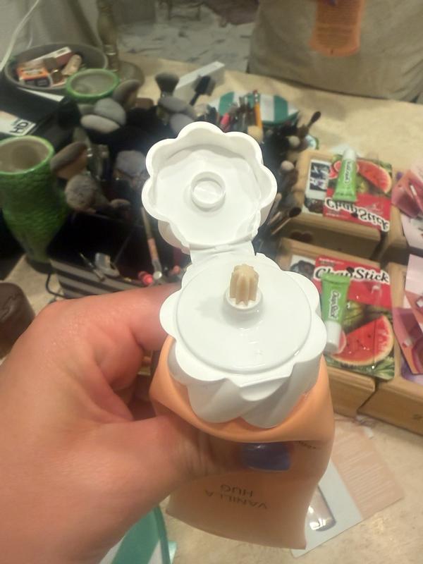 Customer carousel item 10.