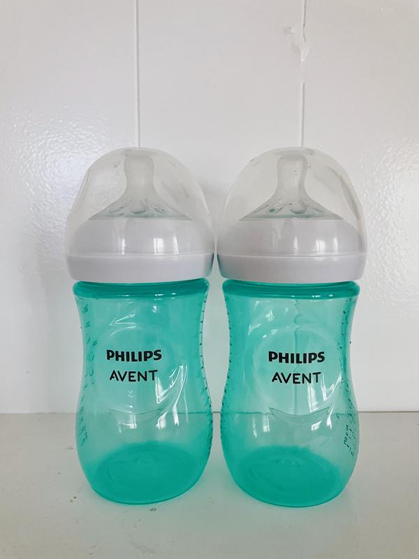 Philips AVENT Natural Baby Bottle with Natural Response Nipple, Gift Set  Sea Design, SCD838/05