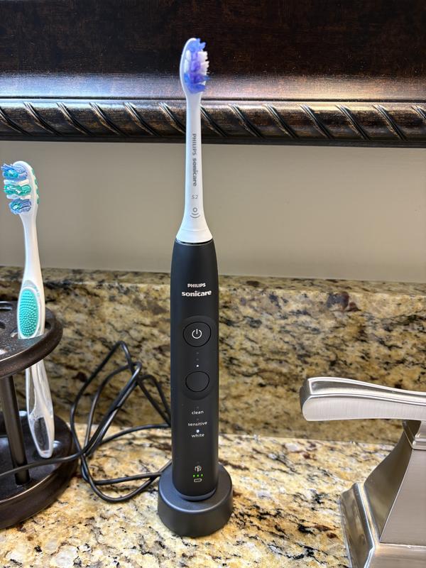 Customer carousel item 4.