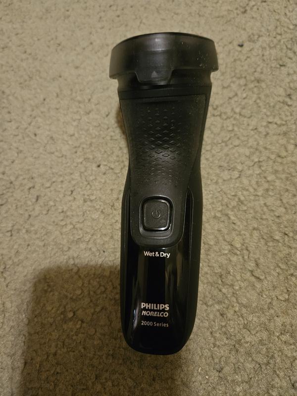 Razor Only, No Charging Accessories Included?