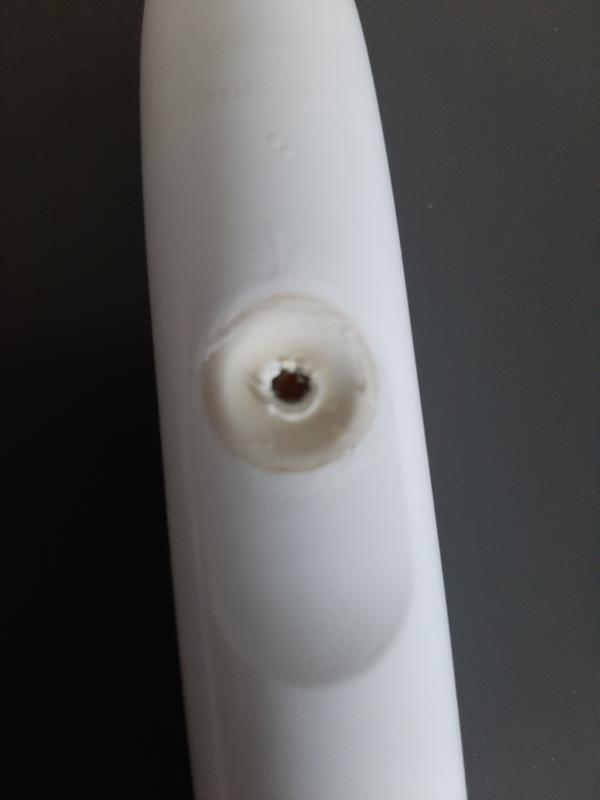 Trou bouton marche/arrêt