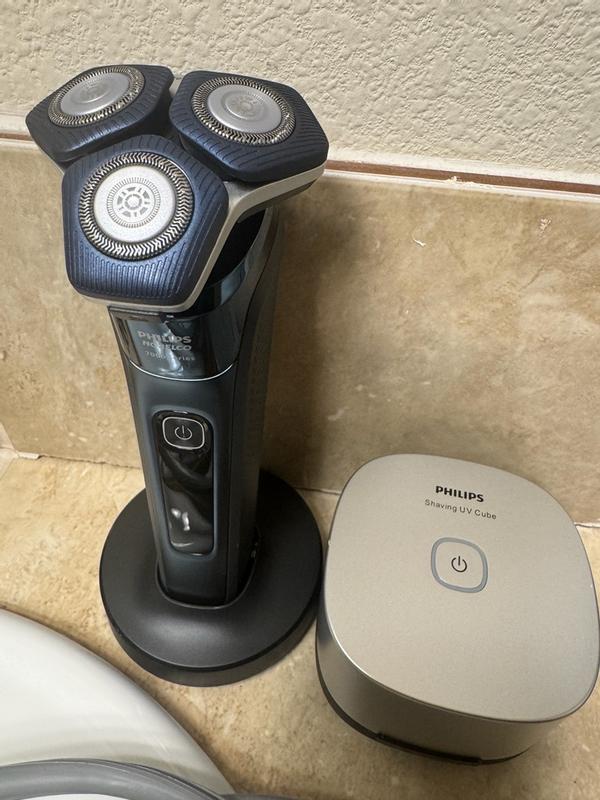 Customer carousel item 8.