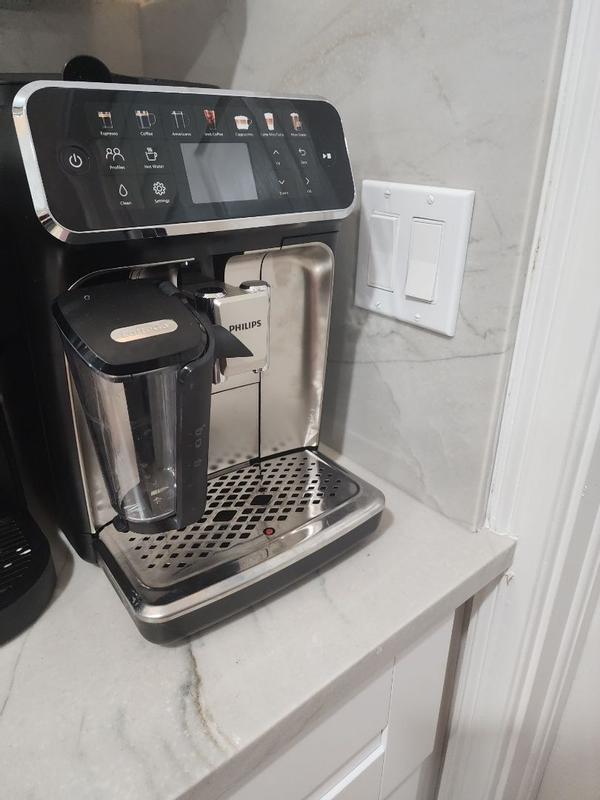 Customer carousel item 11.