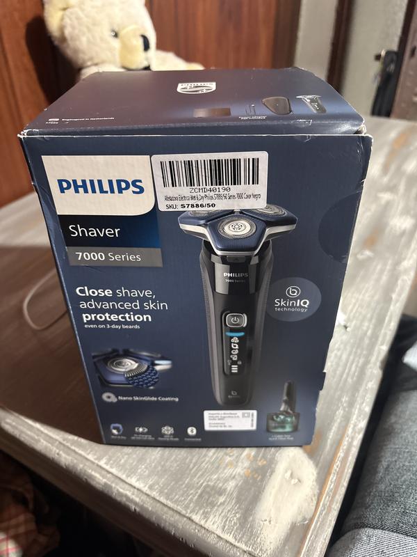 PHILIPS Afeitadora Philips con IA Serie i9000 X9002/30 | Falabella