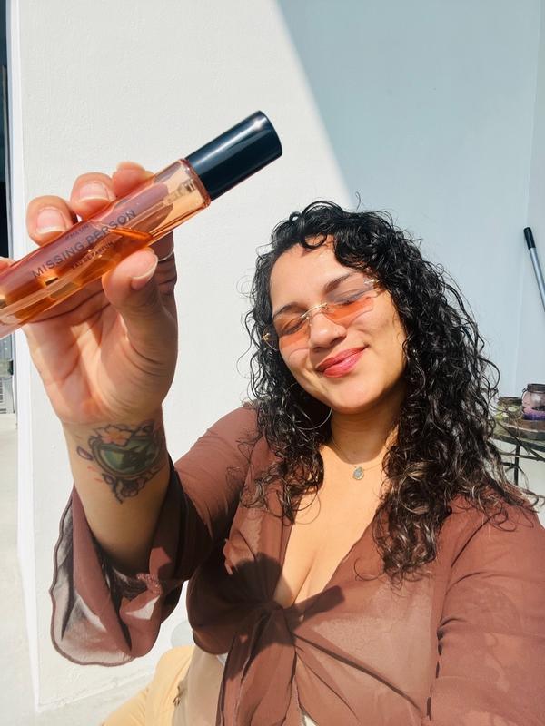 Customer photo for "Delicious Sandlewood Musky Smell & perfect for eve"