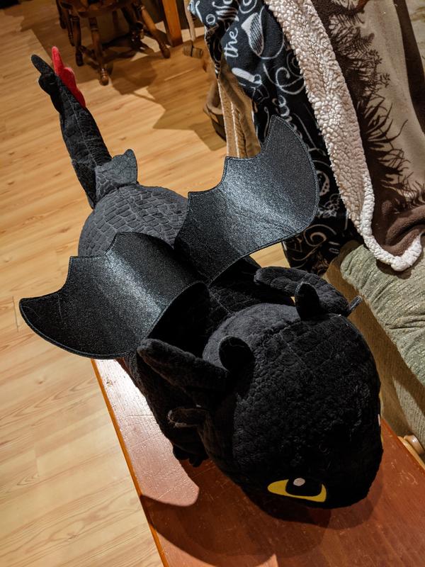 Pillow pet deals toothless