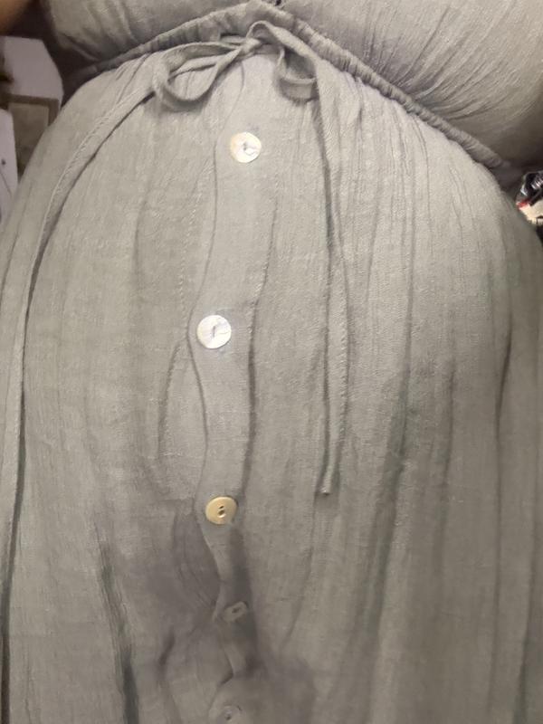 Dress is weirdly tight right under baby belly.