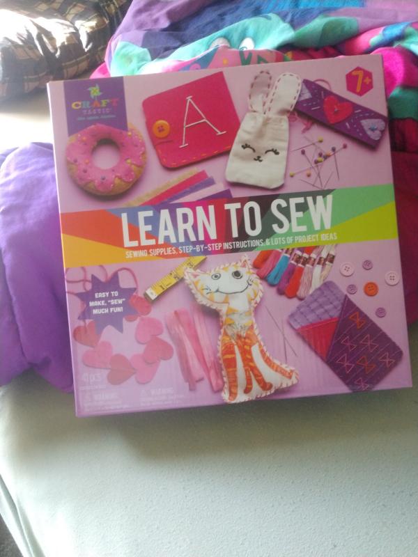 Craft Tastic Learn to Sew Kit