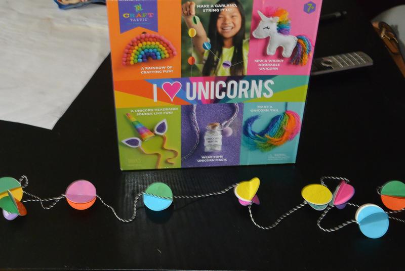 CRAFT-TASTIC® UNICORN STRING ART – PlayMonster