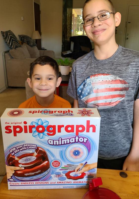  Spirograph - Animator - The Classic Craft and Activity to Make  and Bring Countless Amazing Designs to Life - For Ages 8+ : Toys & Games
