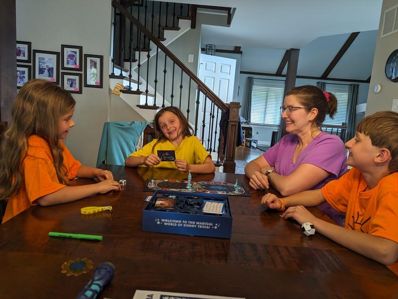 Disney Trivia (Blue Box) – PlayMonster Disney Trivia (Blue Box) – PlayMonster