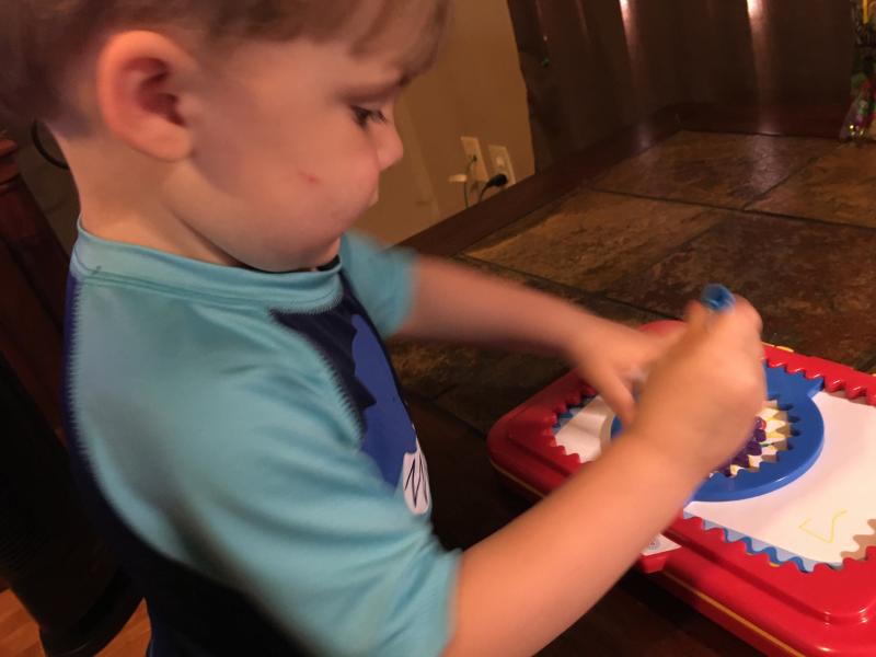 PlayMonster Fun - This #FanFriday goes out to @styledinmotherhood sharing  their Spirograph Jr fun! 😍😍